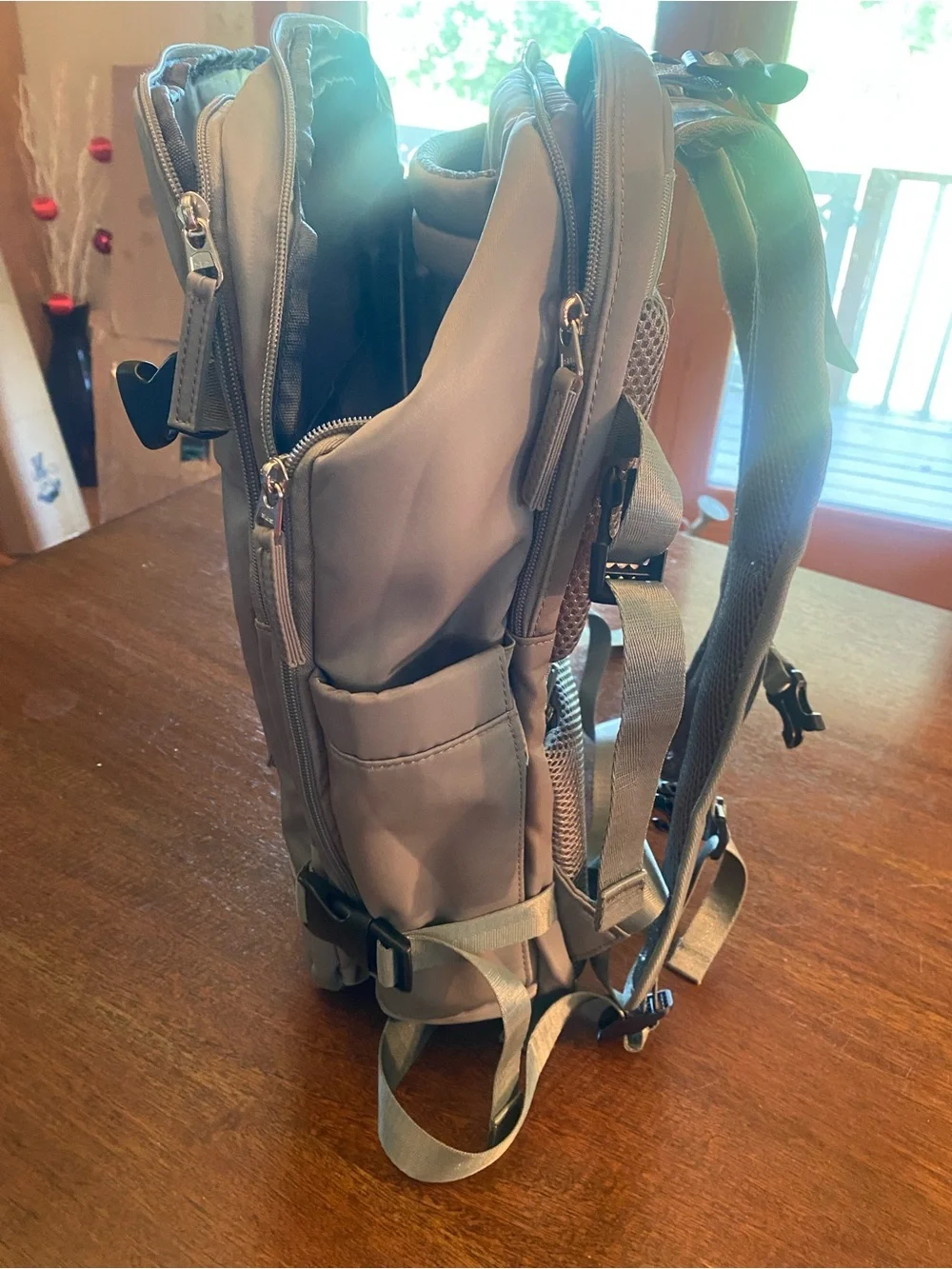 Light Green Large Multi-Compartment Travel School Camping Laptop Backpack EUC